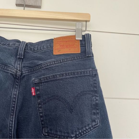 Levi’s Premium Button Fly 501 Dark Jeans - Picture 5 of 7